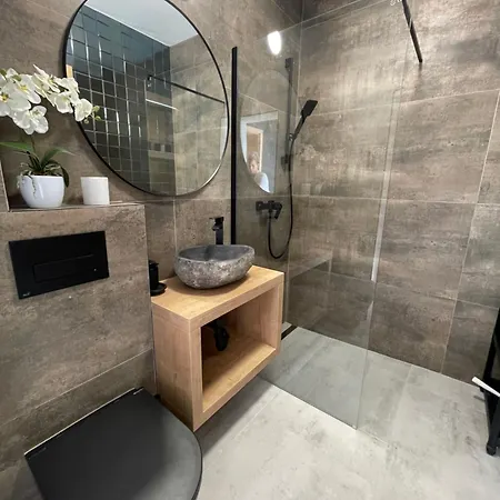 Buddha Garden Apartment Balatonakarattya